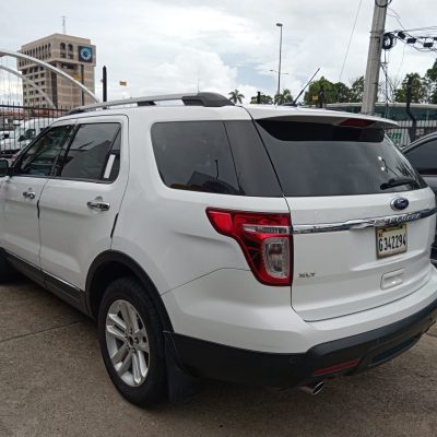 Ford Explorer XLT 2015