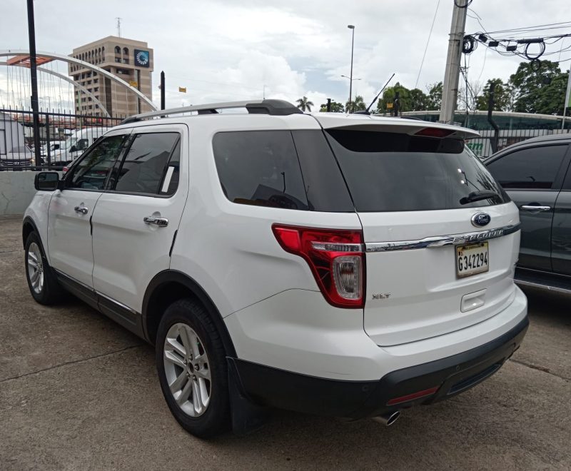 Ford Explorer XLT 2015