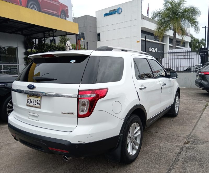 Ford Explorer XLT 2015