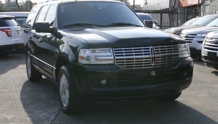 Lincoln Navigator 2014 Negro